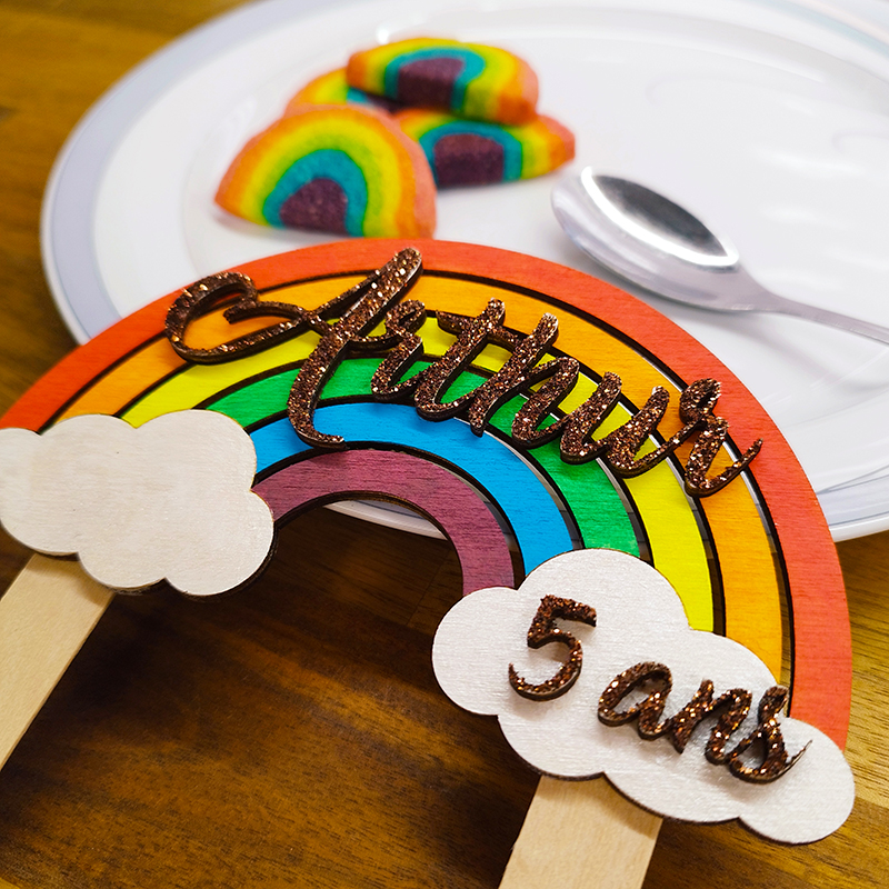 la fee main spire gravure personnalisee cake topper arc en ciel arthur 5 ans