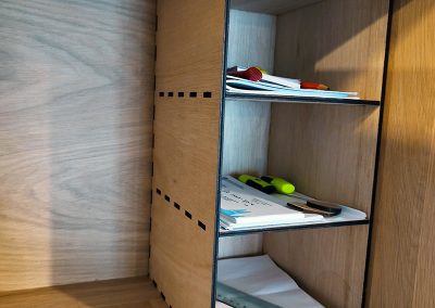 Rangement à compartiments